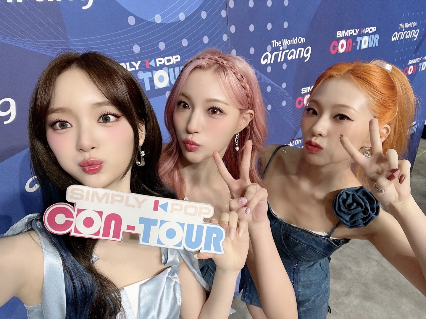 GIntYlFaQAAjOvB?format=jpg&name=large