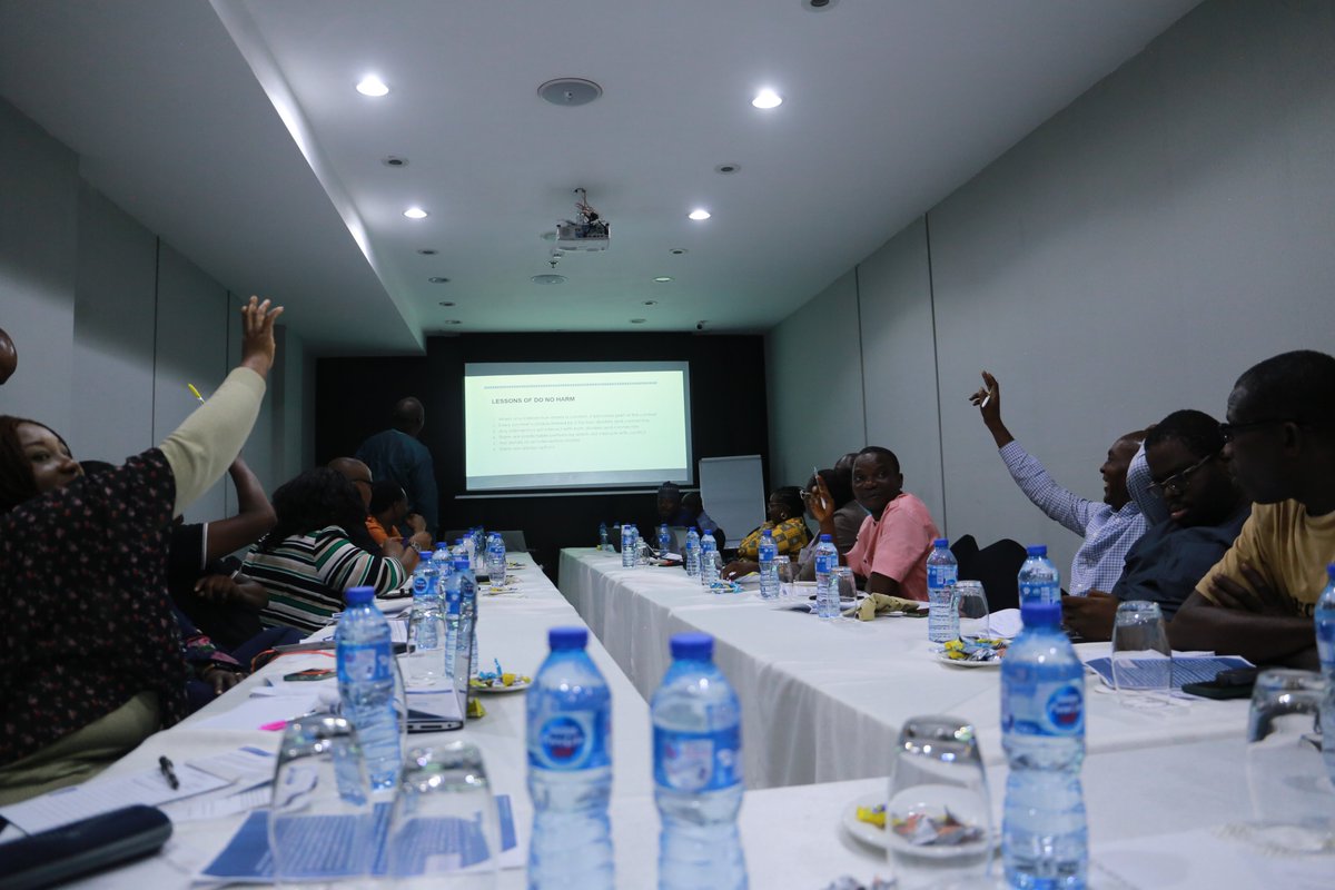 WANEPNigeria's tweet photo. Empowering journalists for peacebuilding: Conflict -sensitive workshop for Media practitioners in Lagos on the PARTNER program.
The workshop facilitated by Mercy Corps - Nigeria and WANEP-Nigeria, with the support of USAID/Nigeria.
#conflictsensitivereporting #DoNoHarm https://t.co/MI2gR1KSsG