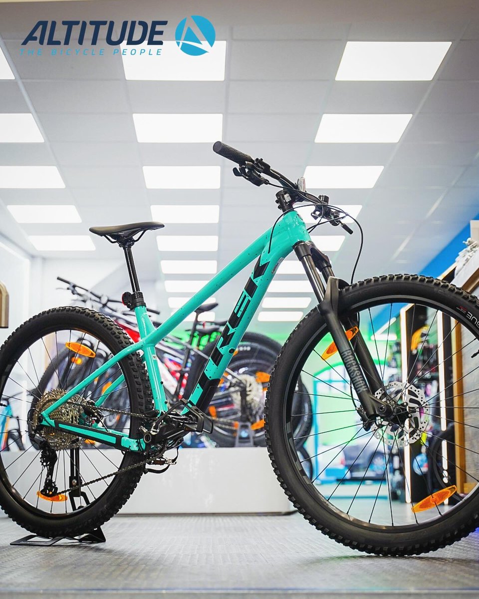 Trek’s almost bombproof Roscoe. A hardtail 29er with tons of attitude. See altitude.ie for details.