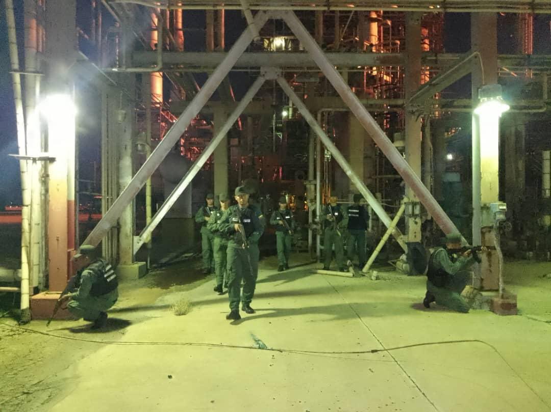 #FANB garante de la seguridad en despliegue permanente en todas las instalaciones estratégicas que le proporcionan bienestar a la colectividad venezolana, garantizando el acceso a los servicios básicos de nuestra nación.

#IntegrarEsVencer