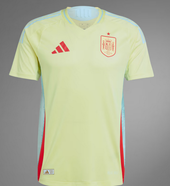 GradaBpro's tweet photo. 🚨 OFICIAL

👕Camiseta de la primera y segunda equipación de la @SEFutbol para la Eurocopa 2024:

💰PVP: 150 €