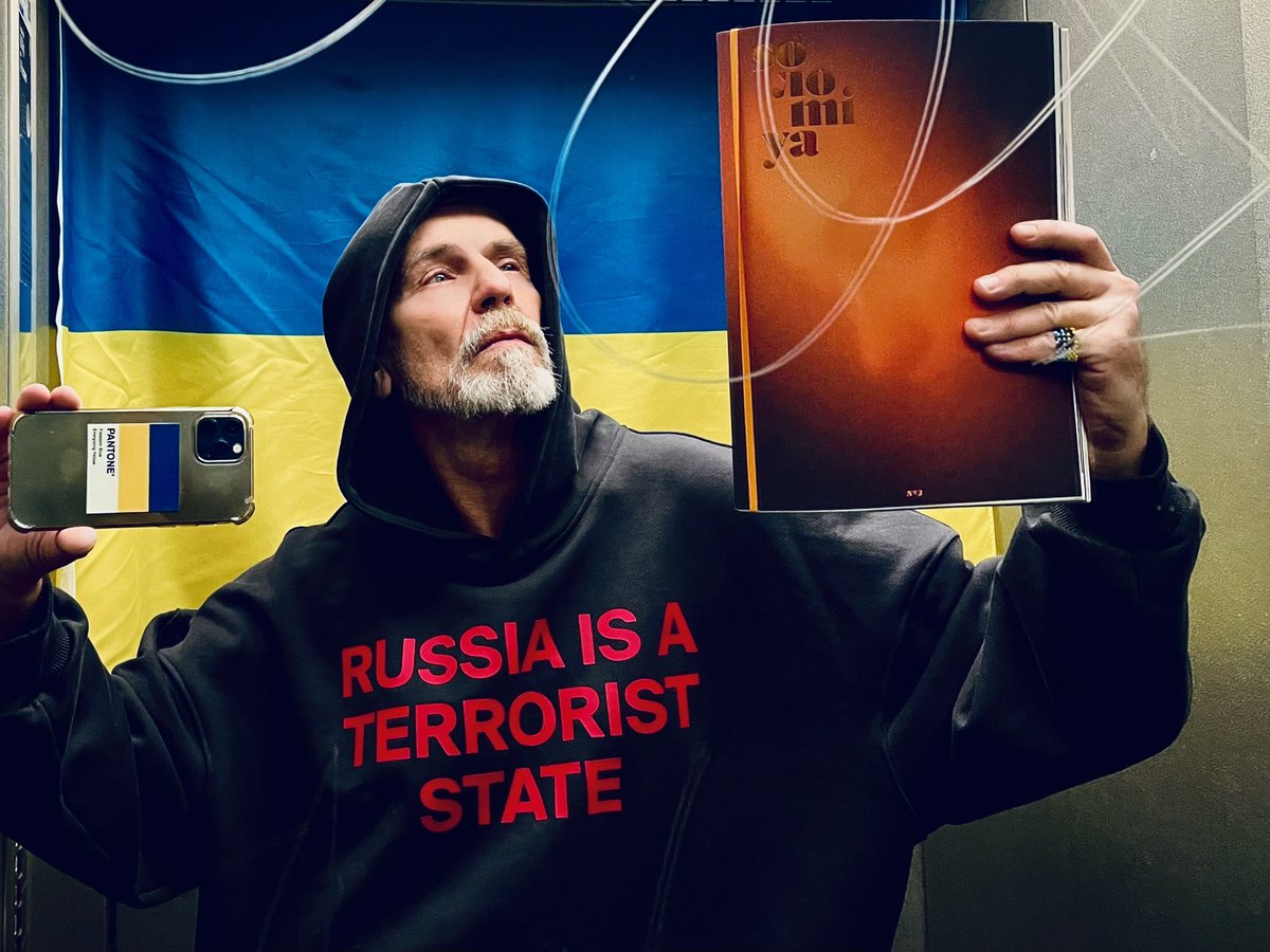 wilde_frank's tweet photo. #UkraineIsFreedom #UkraineIsSolidarity #UkraineIsEmpathy #UkraineIsDignity #UkraineIsUnity #UkraineIsDiversity #UkraineIsArt #UkraineIsFashion #UkraineIsBeauty #UkraineIsResistance #UkraineIsVictory #UkraineIsSolomiyamag #UkraineIsLove 🧡💪💙🇺🇦💛💪🧡 https://t.co/fAIL1EBI16 https://t.co/ttLeDNWTX9