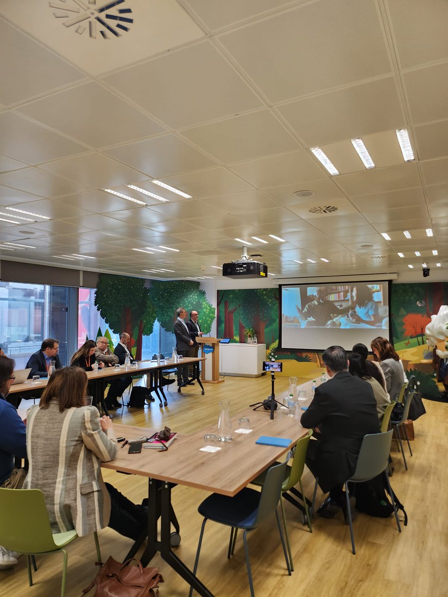 Archetype_ES's tweet photo. Hoy tenemos evento de prensa con nuestro cliente @SalesforceES, en el que haremos un repaso de todo lo que ha dado de sí el último año, y mostraremos las novedades de la compañía, con la #IA y los #datos como protagonistas. https://t.co/D8sf4rgfeK