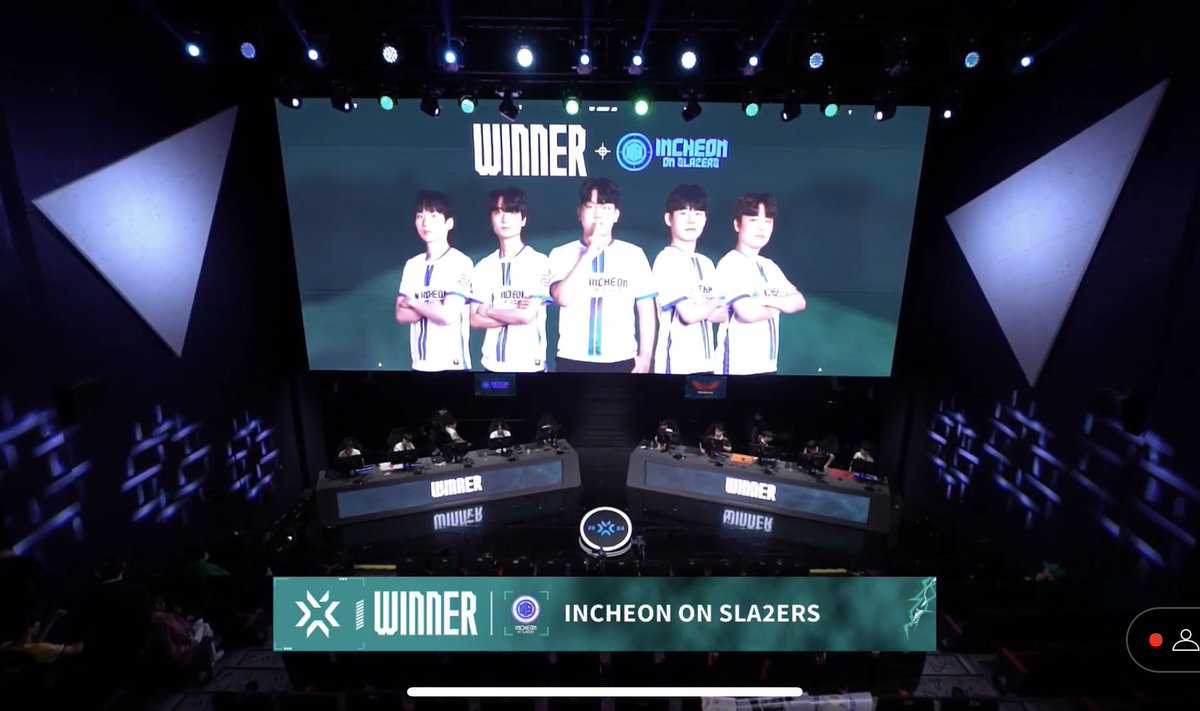 emptyVlrt's tweet photo. vs @MARU_GAMINGkr 2-1 win gg #ONSWIN
첫 승 기록했습니다. 내일 DK전이기고
플레이오프 가능성 높여보겠습니다.
멘탈 놓지않고 포기하지않았던 형들, 감독님 사랑하고 늘 감사합니다. https://t.co/2tAov9QE5h