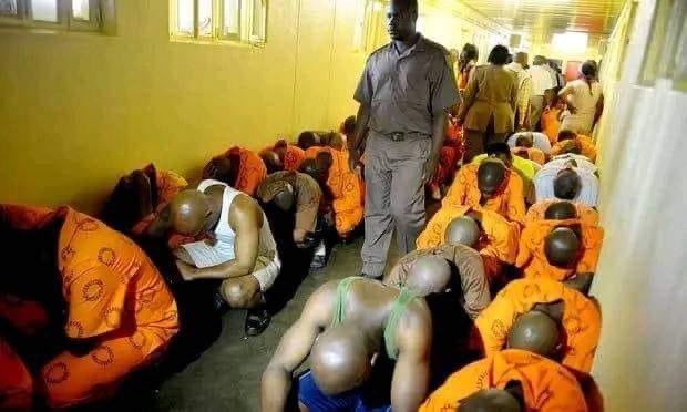 BongsMahlangu_'s tweet photo. Crime will either lead you to death or hell on earth. https://t.co/JAukuxTu9o