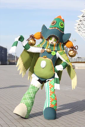 オーガポン、ず〜〜〜〜〜〜っと既視感あるなぁと引っかかってたんだけどようやっとわかった。ラッキューロだ 