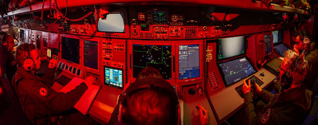 selshevneren's tweet image. Views from inside a French 🇫🇷#ATL2 MPA #AéronavaleFrench 📷 Marine nationale