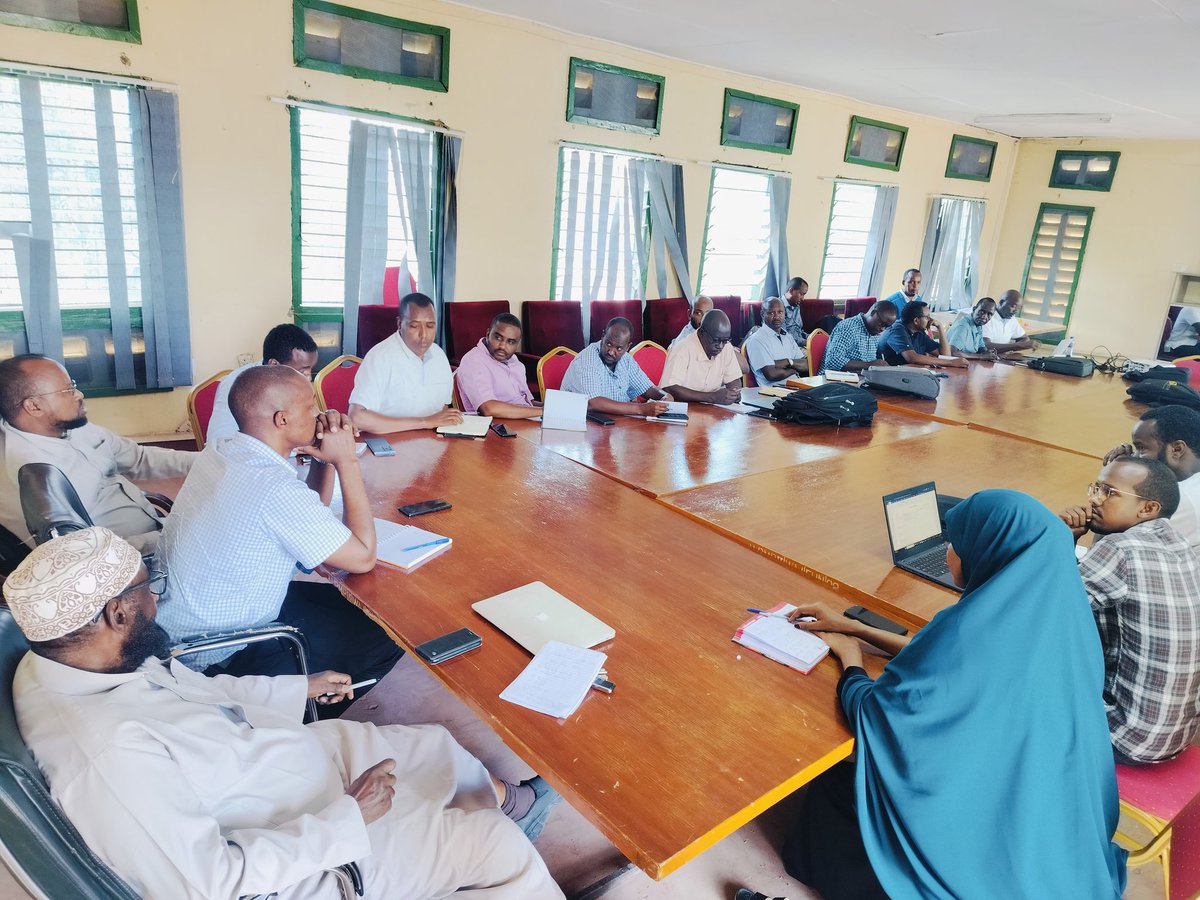 wasda_kenya's tweet photo. @wasda_kenya  actively engaged in a County steering group meeting at the NDMA hall today. Discussions centered around  @WFP_Kenya's food systems and resilience hubs, aiming to bolster community resilience.@WFP_Kenya @WFP @WajirKE #CommunityResilience #FoodSecurity https://t.co/01rSIMKDQx