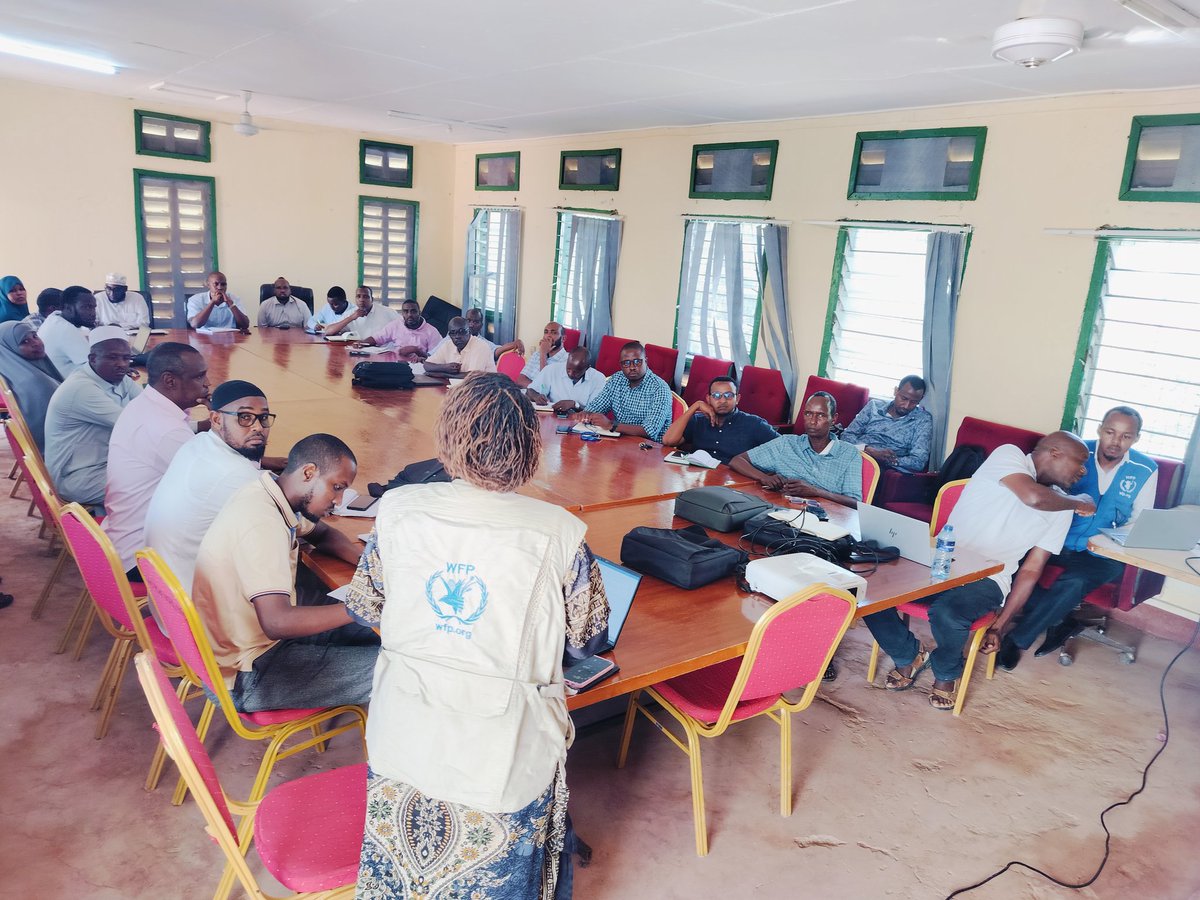 wasda_kenya's tweet photo. @wasda_kenya  actively engaged in a County steering group meeting at the NDMA hall today. Discussions centered around  @WFP_Kenya's food systems and resilience hubs, aiming to bolster community resilience.@WFP_Kenya @WFP @WajirKE #CommunityResilience #FoodSecurity https://t.co/01rSIMKDQx