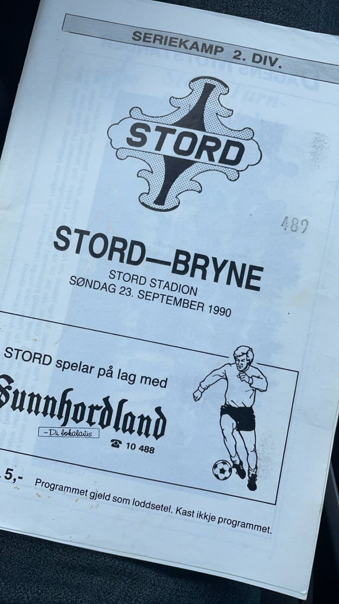 HKvarme's tweet photo. Snart seriestart for @StordFotball 
Vil Alfie skapa trøbbel for heimelaget, eller scorer spissen Brendesæther? Får Njøs det raude og vert det tunnel frå Roger A som har vendt tilbake etter sitt Bryne-opphald?
Spennades! @RetroSportNorge https://t.co/6iI4pH2XkH