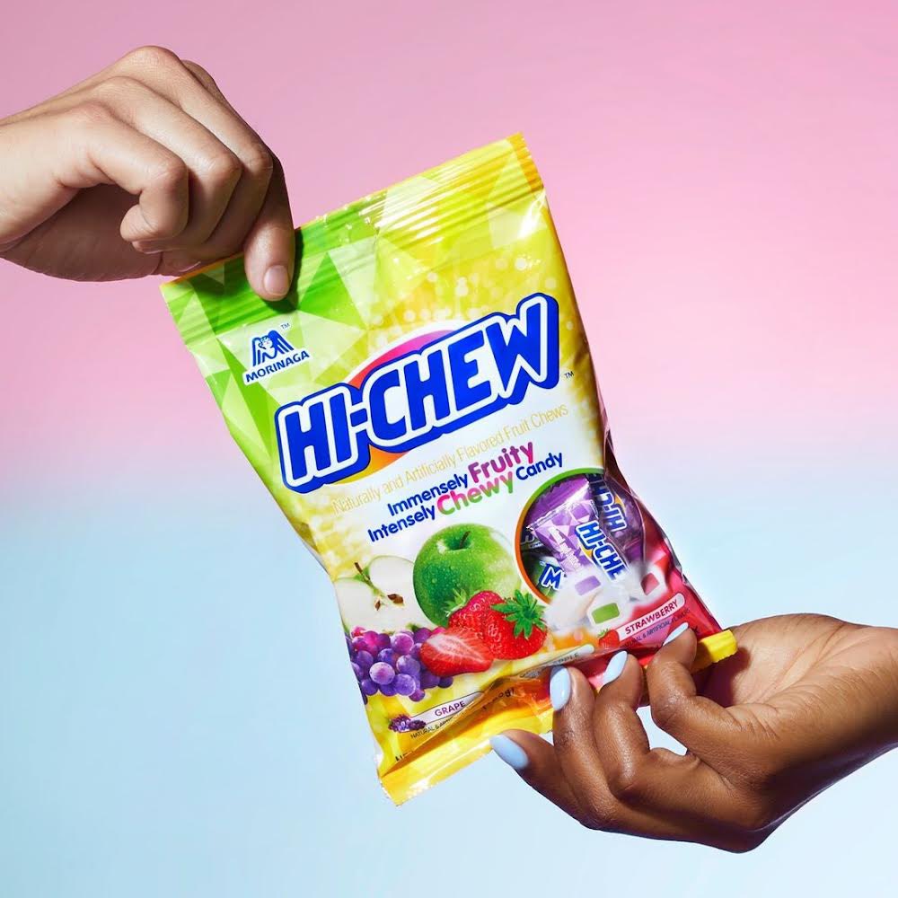 hichewuk's tweet photo. Sharing is caring! Whoever you tag below owes you some HI-CHEW! 🤪🍬

#HICHEW #hichewuk #instacandy #candy #candylover #candies #sweets #candyaddict #sweettreats #sugarfix #sugarrush #fruit #fruity #japanesecandy #sainsburys #tesco #asda https://t.co/Hn3gKi0cu7