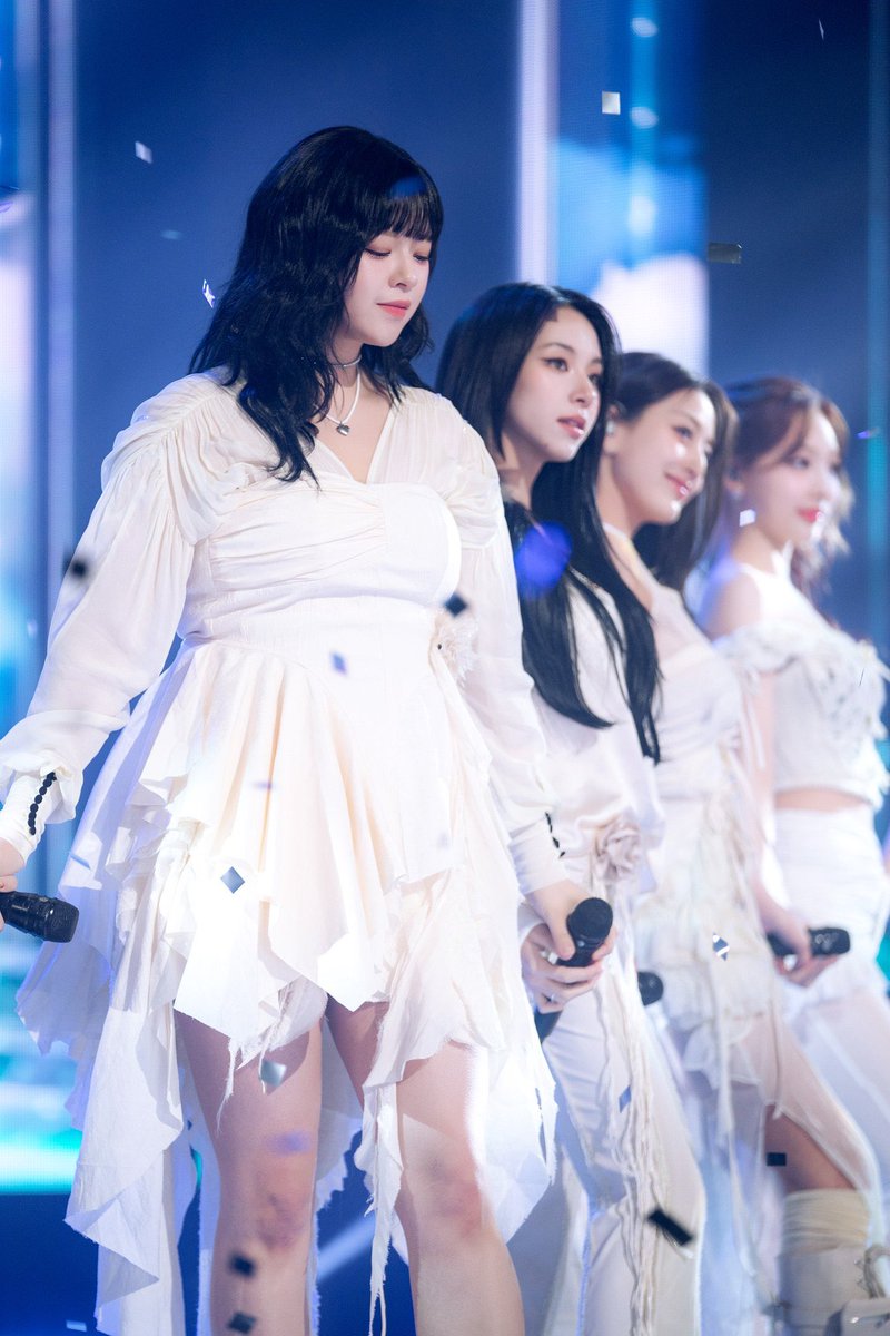 juiceyeon's tweet photo. this is so beautiful https://t.co/GifiV5zmpA