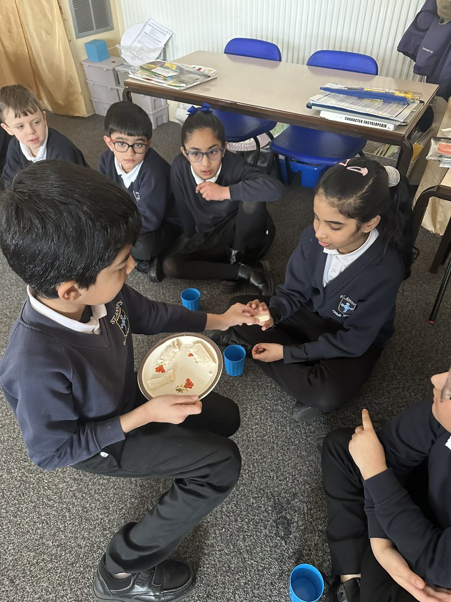 MissAustick's tweet photo. A beautiful collective worship this morning in Year 3. The children focused on the Last Supper and shared the body and blood of Jesus with the class. #schooloffaith @stanneskly @bcw_cat. https://t.co/rMNe0ybMXH