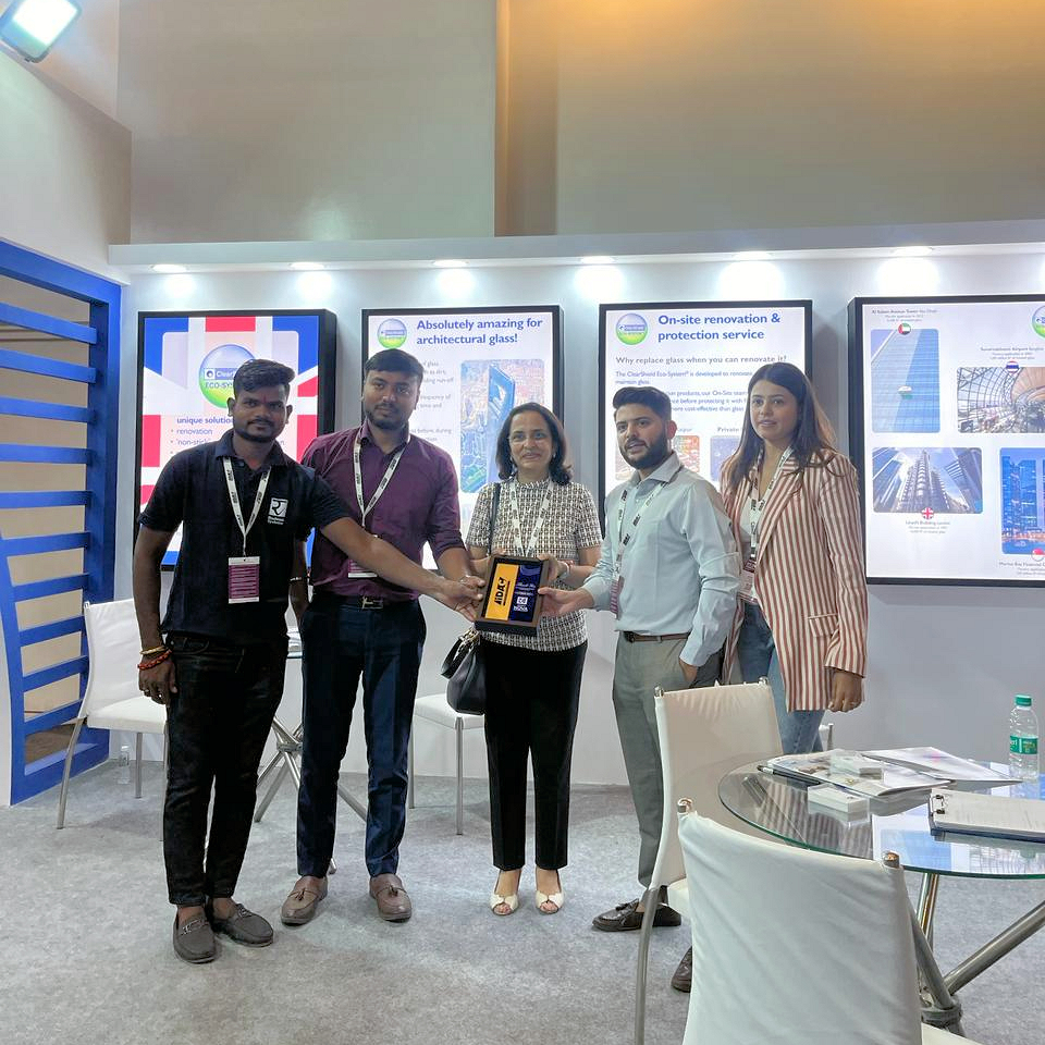 ritec_systems's tweet photo. #Roshnak Systems, #Ritec’s Partner in #India, debuted at @iDACExpo last week with exceptional success! #BuildingDevelopers, #Architects, #InteriorDesigners & #FacadeConsultants all discovered why #ClearShield® is the world’s no. 1 #nonstick #easyclean #glass #surface #protection! https://t.co/3BumKEHRZI