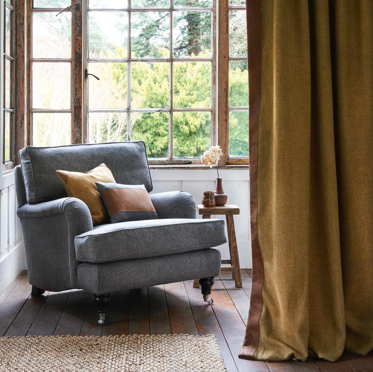 Curtaincraft's tweet photo. Balvenie from Linwood Fabric. A pure wool collection that is dyed, spun and woven in Lancashire.
Discover more designer fabric suppliers at https://t.co/i8w6YsL51L or https://t.co/RbJYhbVBdO
#LinwoodFabric #WoolWeave #FabricUpholstery #WoolInteriors #HomeDecor #PureWool #Home https://t.co/wff4GKspmC