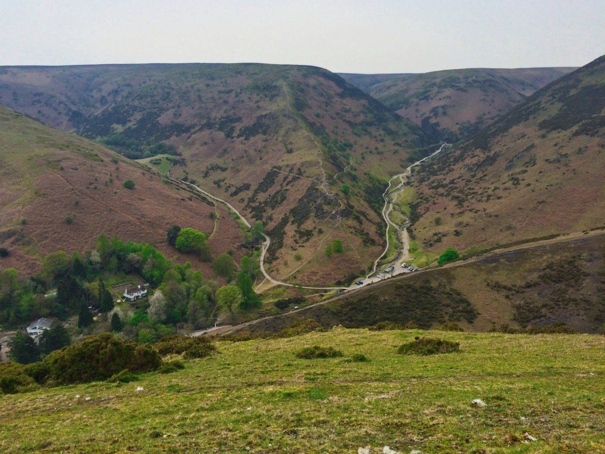 GetOutKids's tweet image. Walking route on the blog  -a circular walk up to an ancient Iron Age hill fort that overlooks Cardingmill Valley, with good views all the way around  bit.ly/3Tffp00  #GetOutside #walking #osmaps #oschampions #shropshire  #thursdaymotivation  @OSleisure