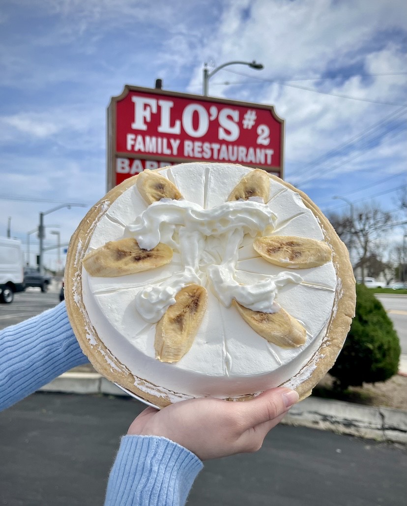 Happy Pi Day, Chino!🥧😋 Get irrational with a slice of pi(e)! Try this banana pie from Flo's No 2 located at📍5650 Riverside Dr. Do you have a go-to spot for pie in Chino? Share your favorites with us in the comments!🥧🍴 #PieDay #Flo'sNo2 #ChinoBiz