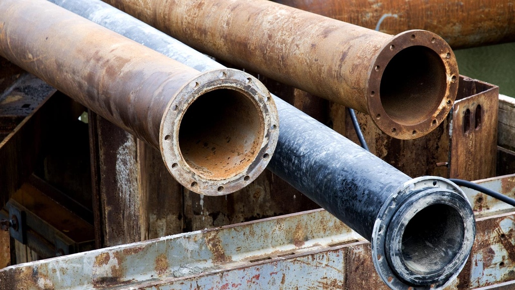 Using sound to identify lead pipes? It's possible. By tapping on the metal and measuring sound waves, Drexel researchers hope that the process to replacing these pipes, and improving our water, will be streamlined. Read more at drexel.edu/engineering/ne…
