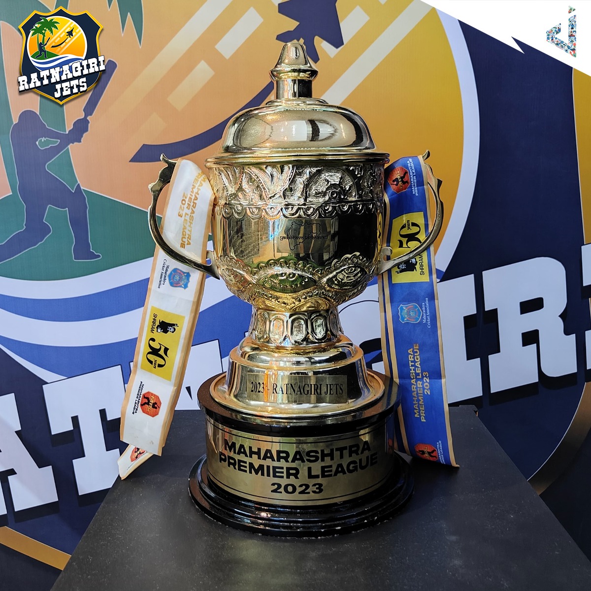 Our अती-सुंदर Trophy displayed at @IndiaGamingSh 🏆👌

#RatnagiriJets #AataItihaasGhadel #cricket #trophy #egaming #IGS2024 #IGSPune24 #Gaming4Good #gamingcommunity