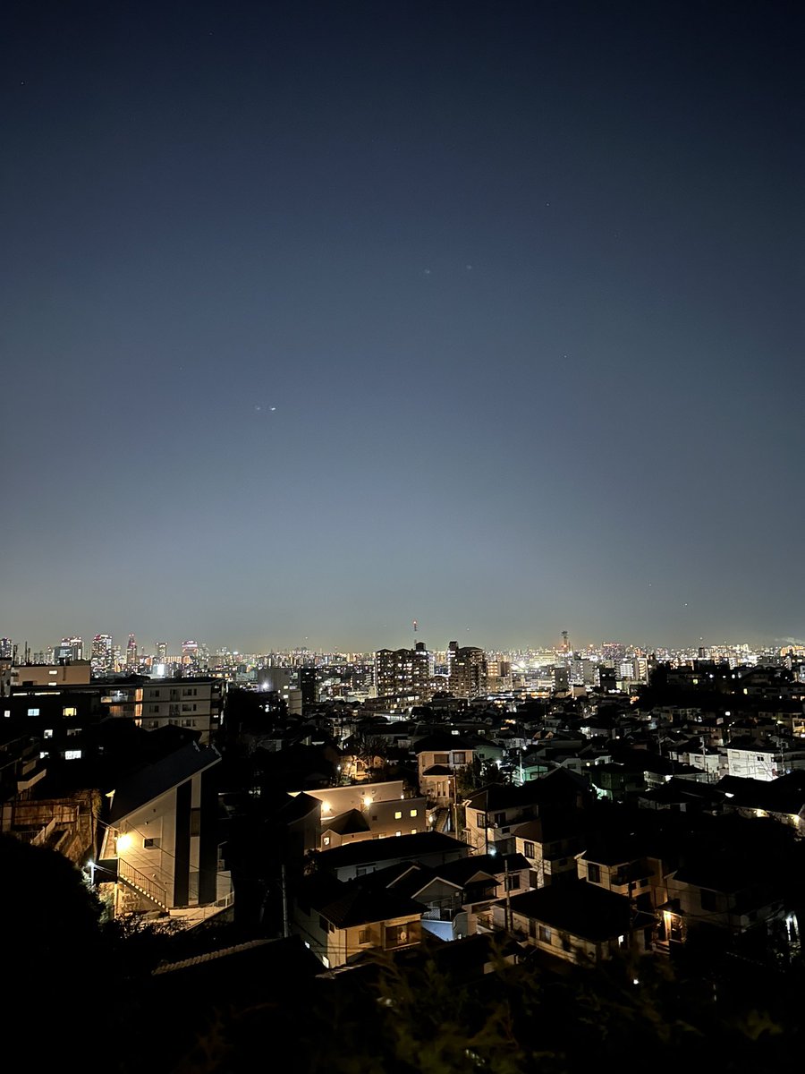 CLEAR_OW's tweet image. Huge shoutout to @_VARREL for letting me use their team house, qualified for Korea LAN see you in April for now celebratory dinner LETS GOOOOO