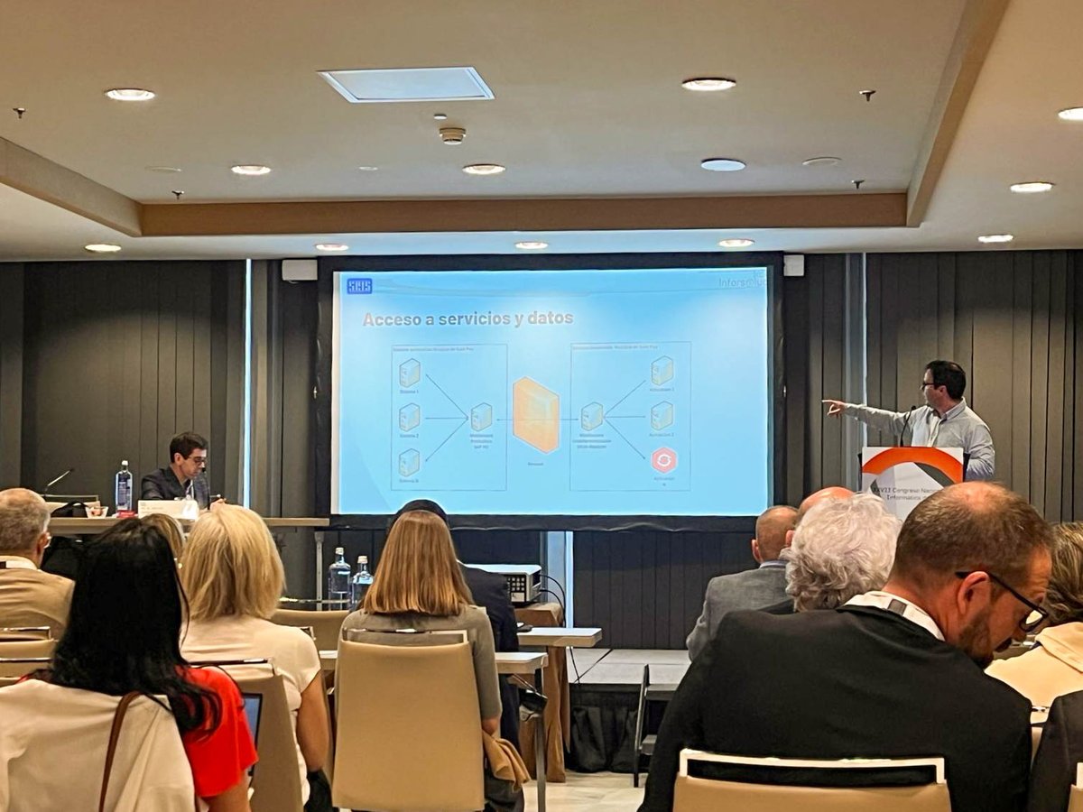 balidea's tweet photo. Última jornada de #InforSalud2024 💻🩺

Gran evento, que nos ha permitido compartir experiencias, consolidar alianzas y aprender de los grandes agentes involucrados en la transformación digital del sector sanitario.

Enhorabuena a @SEISeSalud por la excelente organización. https://t.co/rn2Xf62npJ