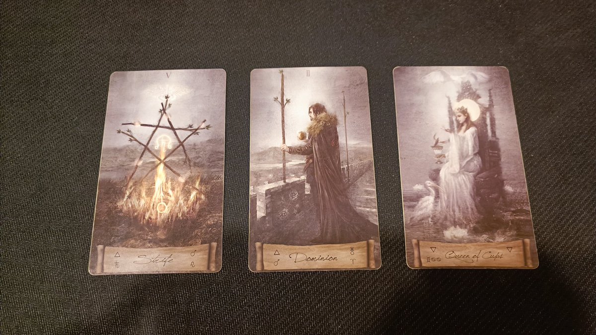 fool tarot tweet media