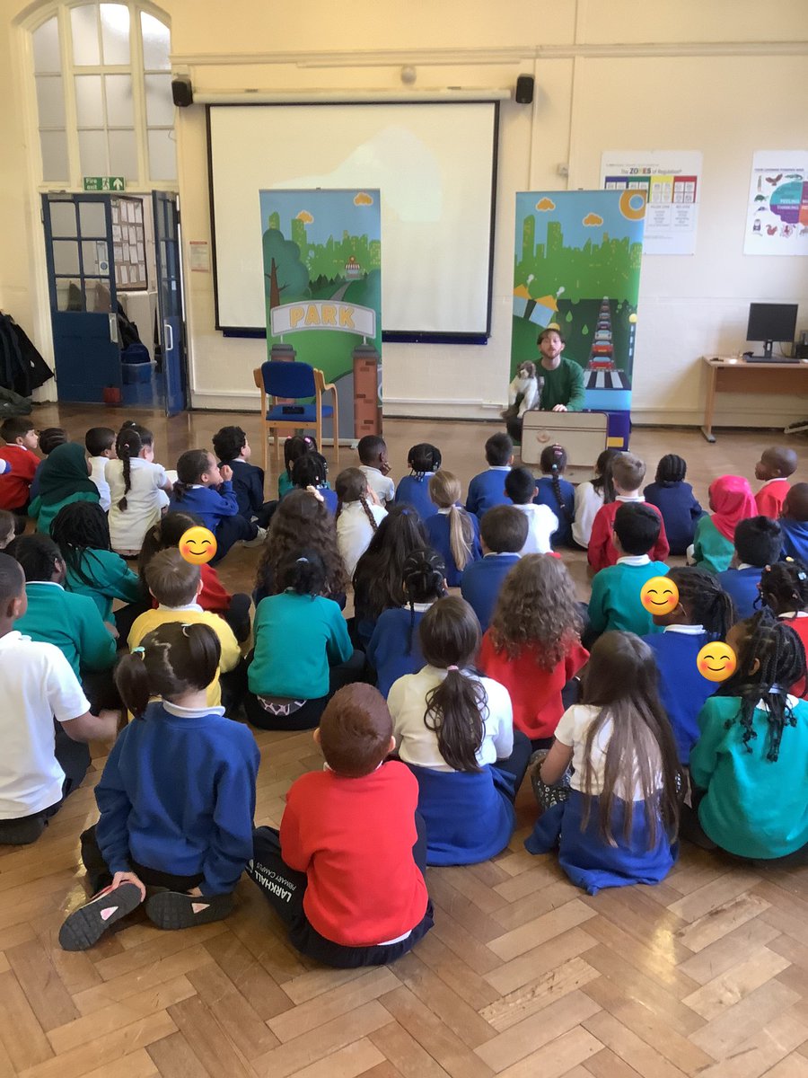 Year 1 and 2 absolutely loved their @theriotactuk show “Muffin Don’t Get Squished!” and learnt so much about road safety. They’ve been singing “Stop, Look and Listen” on repeat! #lhpscd