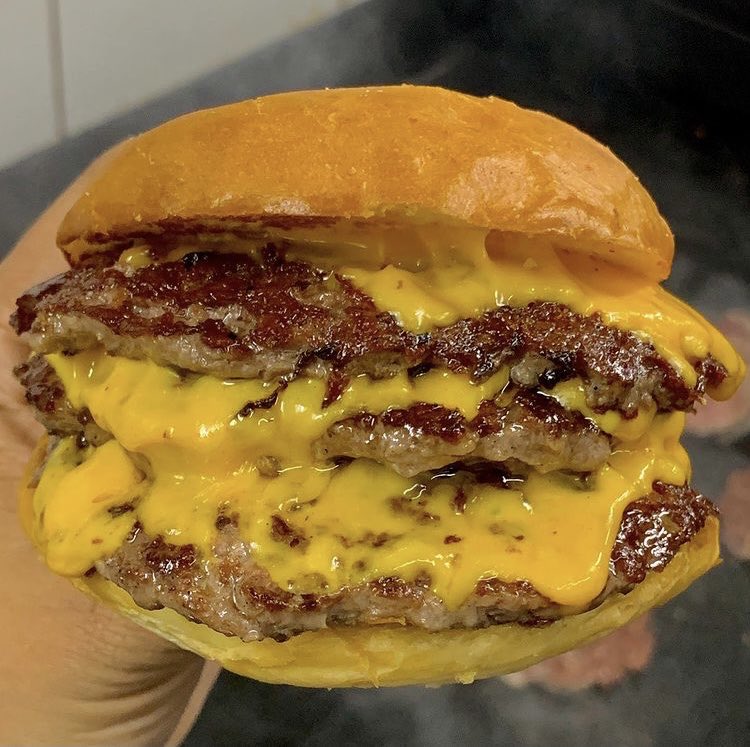 Siempre tengo ganas de una hamburguesa con queso