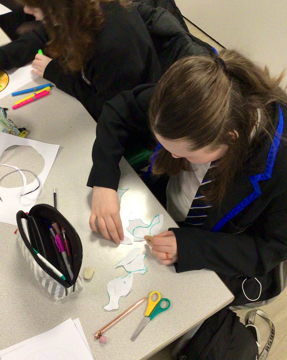 Miss Miles tweet media