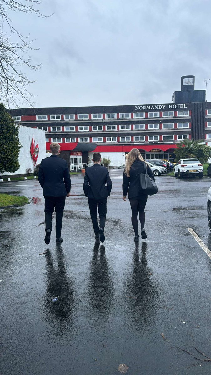 _Hive25's tweet image. That’s hive25 arrived at Finals !🐝@YE_Scotland