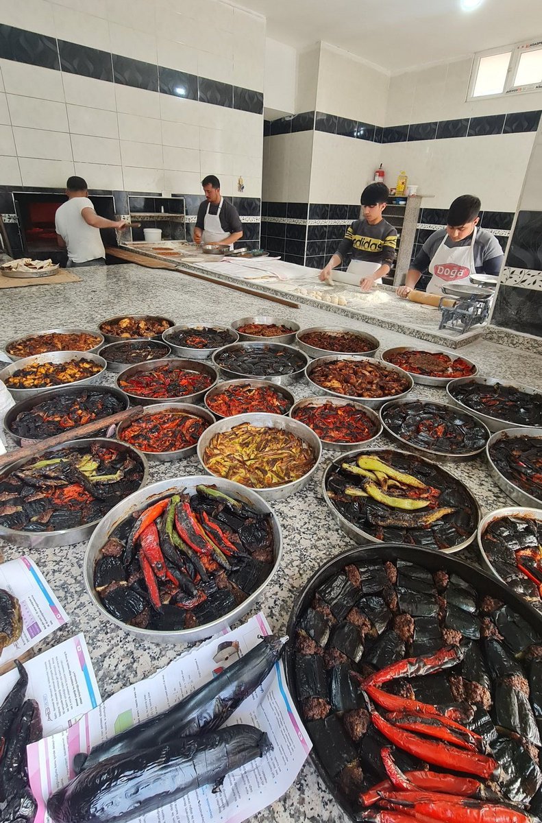 Anlık Urfa fırınları 📸
 Hayırlı iftarlar Şanlıurfa 😍