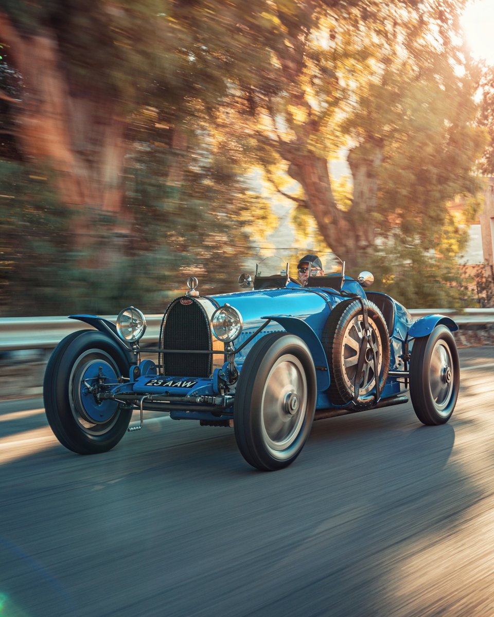 Bugatti's tweet photo. The BUGATTI Type 35 – the car that set the course for all BUGATTI models that followed it. Despite early challenges during its debut at the 1924 Grand Prix, the Type 35 went on to claim over 2,500 victories in 10 years.
#BUGATTI #Type35 #Type35Centenaire #100YearsType35
–
WLTP: https://t.co/q4VWMC2rVI