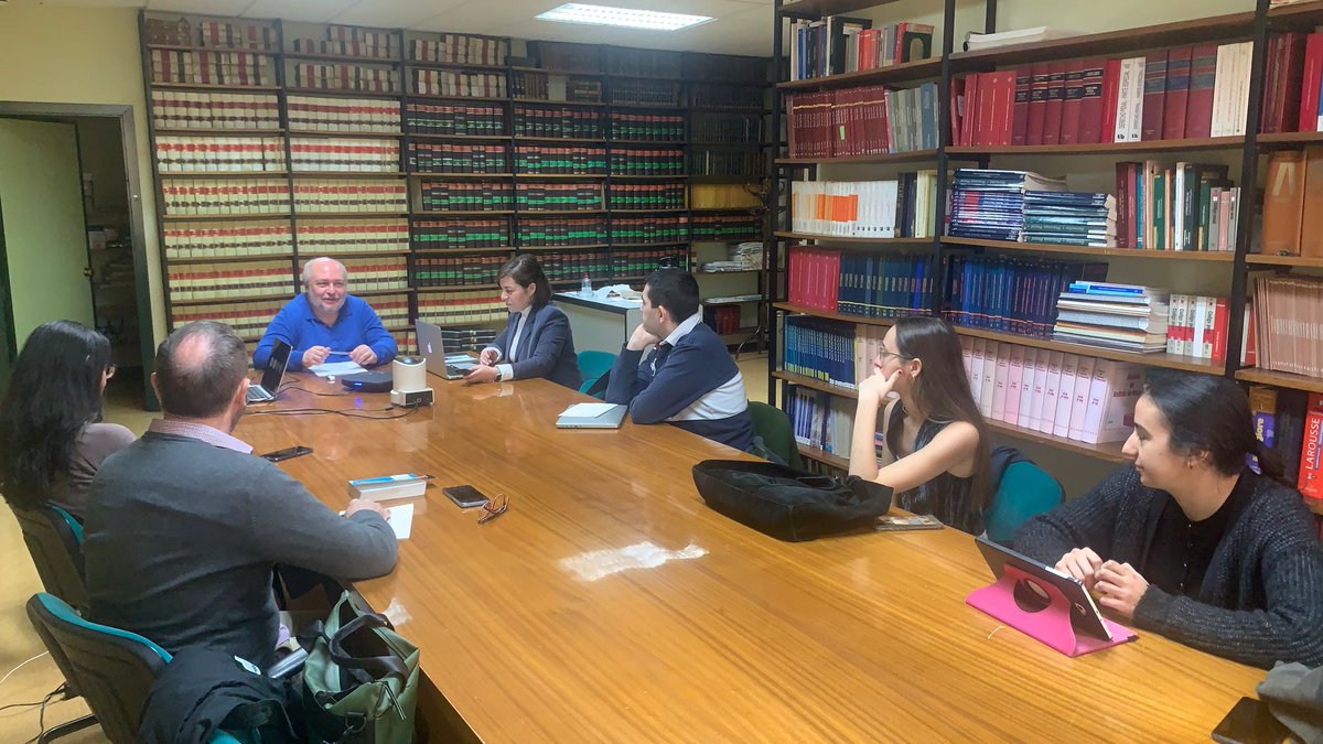 JMParedesC's tweet photo. (1/2) Esta mañana ha actuado como ponente en el Seminario del Área de Derecho Penal de @uniovi_info, con una ponencia sb "Determinismo, responsabilidad moral y culpabilidad jurídico-penal". https://t.co/Gqw8gFUDWG
