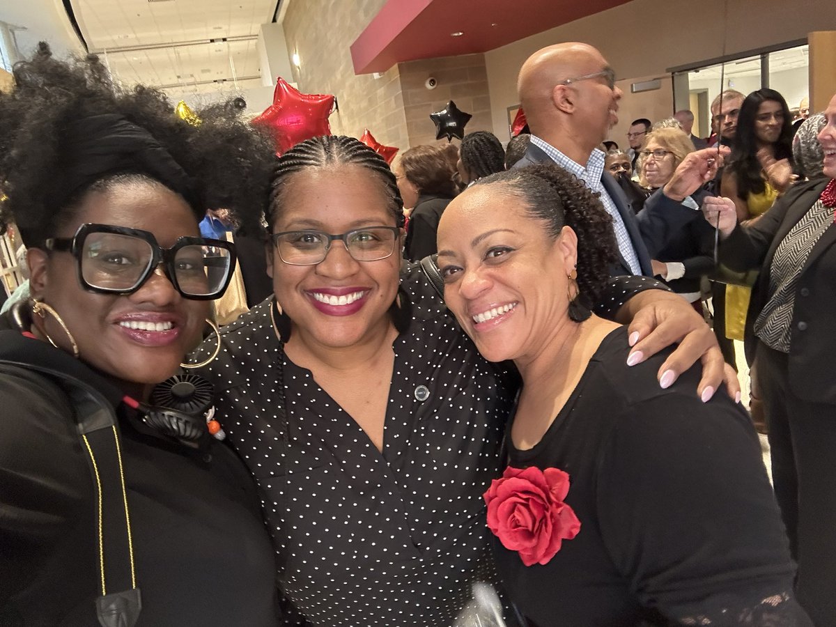 PGCPS Office of Professional Learning & Leadership (@opllpgcps) on Twitter photo 🥳Congratulations again to one of our Mentors, <a href="/YouCANlearn81/">Candice Herron M.Ed. NBCT</a>! We are #PGCPSProud of her professional accomplishment! <a href="/pgcpsnbct1/">PGNBCT</a> <a href="/KNealeTeaches/">Dr. Katreca Neale</a> <a href="/KellyLewis0328/">Kelly Lewis</a> <a href="/CoachKHolden14/">Dr. Kristi Holden</a> <a href="/MsSandlin_Ed/">Dr. Shona Sandlin,NBCT</a> <a href="/MentorTeacher4/">Senetria Blocker, NBCT</a> <a href="/pgcps/">PGCPS</a> 🥳Congratulations again to one of our Mentors, <a href="/YouCANlearn81/">Candice Herron M.Ed. NBCT</a>! We are #PGCPSProud of her professional accomplishment! <a href="/pgcpsnbct1/">PGNBCT</a> <a href="/KNealeTeaches/">Dr. Katreca Neale</a> <a href="/KellyLewis0328/">Kelly Lewis</a> <a href="/CoachKHolden14/">Dr. Kristi Holden</a> <a href="/MsSandlin_Ed/">Dr. Shona Sandlin,NBCT</a> <a href="/MentorTeacher4/">Senetria Blocker, NBCT</a> <a href="/pgcps/">PGCPS</a>