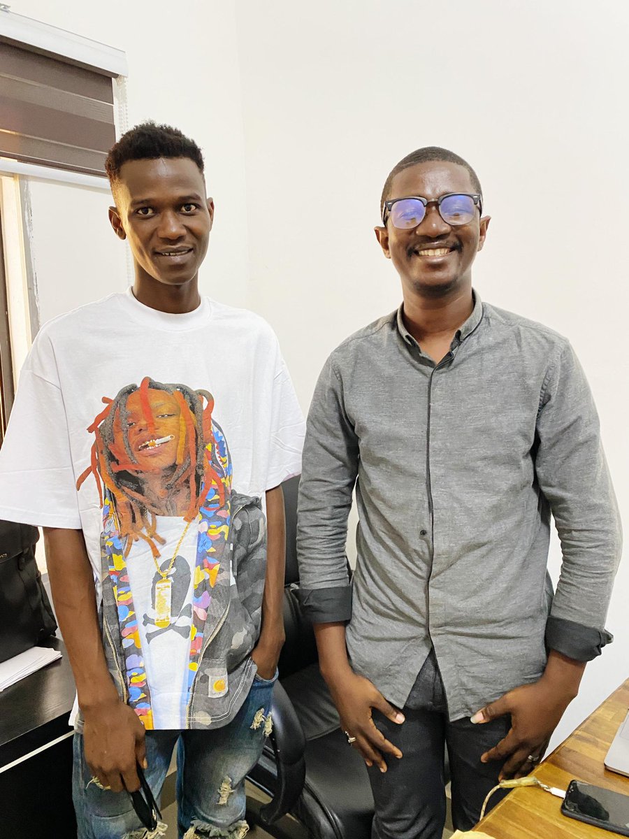 RapRampageSl's tweet photo. Ray-Boy Blu the winner of Rap Rampage season 1 had an amazing time on his visit to the station manager of Epic Radio 99.3fm Mohamed Jaward Nyallay https://t.co/uqd5mPCHgW