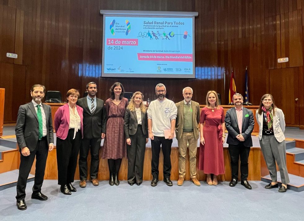 NEFRÓLOGOS, ENFERMERAS Y PACIENTES PIDEN UN PLAN DE SALUD RENAL QUE MEJORE LA EQUIDAD EN EL ACCESO AL TRATAMIENTO Y FRENE LA CRECIENTE ESCALADA DE LA ENFERMEDAD RENAL CRÓNICA EN ESPAÑA
alcer.org/2024/03/14/nef…
<a href="/CEARefugio/">CEAR</a> <a href="/dvdrry/">David Arroyo</a>