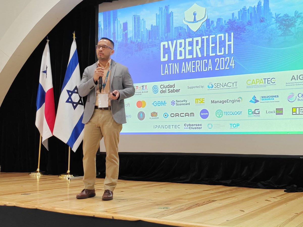 IsraelinPanama's tweet photo. Conferencia del Ing. Nahuel Ramos, Jefe de Tí de @senacyt títulada "El Gran Modelo de Lenguaje  y el Fin de la Programación". #CybertechLatam https://t.co/pjkjbwxbtz