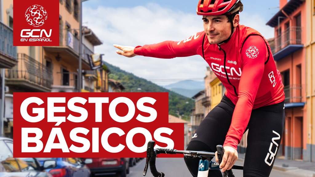 gcnespanol's tweet photo. ¿Sabes cómo #señalizar con las #manos mientras pedaleas en #bicicleta? 🫵 En nuestro último video, te mostramos cómo #comunicarte 💬 con otros en tu #pelotón o con otros usuarios de la #vía, y por qué es tan importante.
¡No te pierdas el video! 👉 https://t.co/gyq7lw2go3 https://t.co/iwiQ4yIWEk