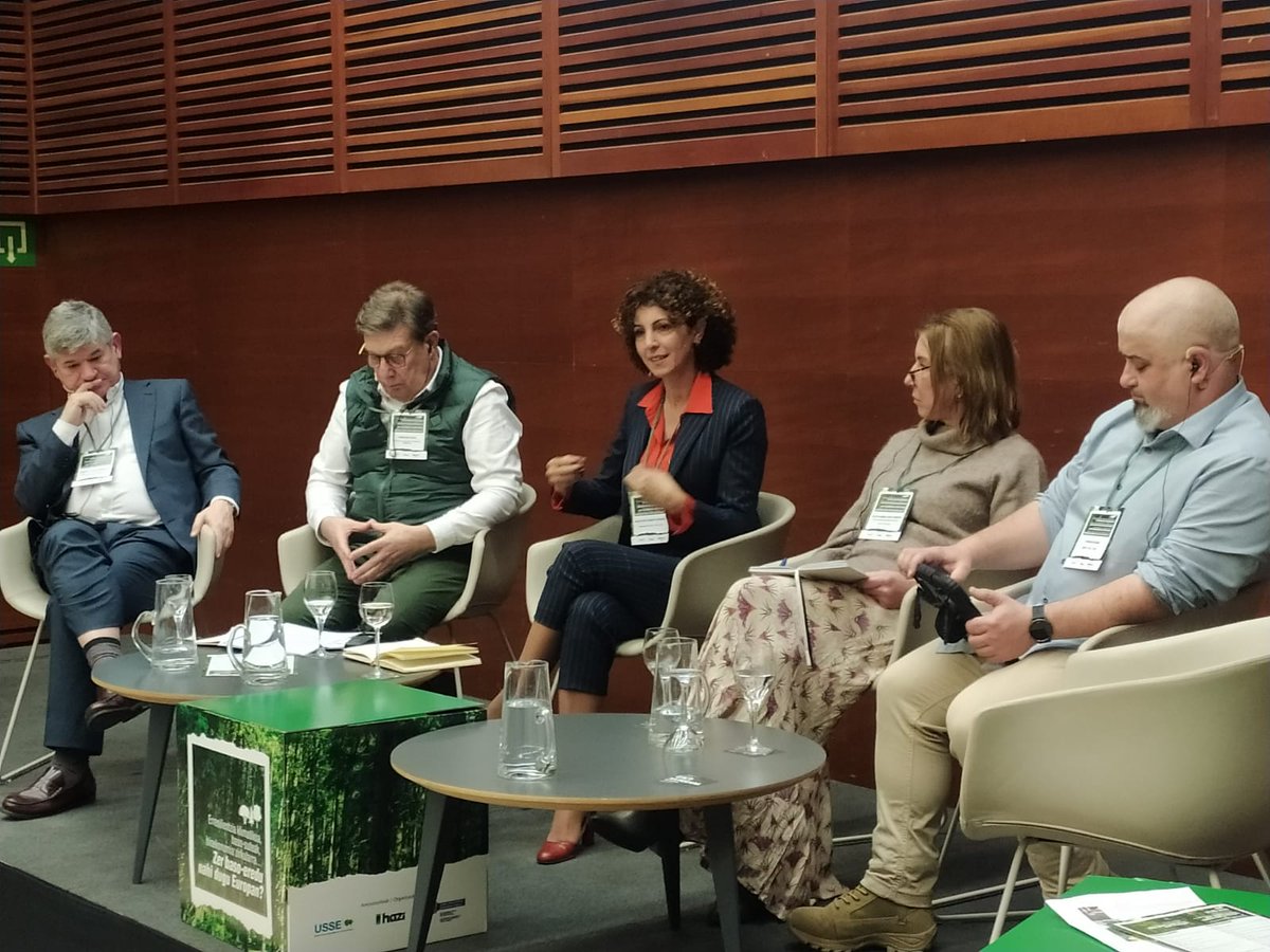 Scientist @magdaboudagher has called for dialogue: 'Let there be no silos. There are many researchers in Europe and we need more dialogue. We must all interact to protect our forests, because it is urgent'. #USSE #ForestModelEU