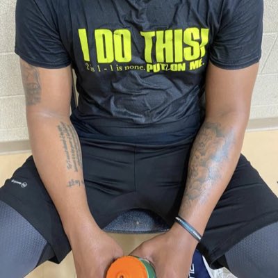 put2onme's tweet image. #NewProfilePic
This shirt is a great gift for your team. 
Any sport and all sports. If you play hard, then you can say “I Do This” Put 2 on me. #P2OM