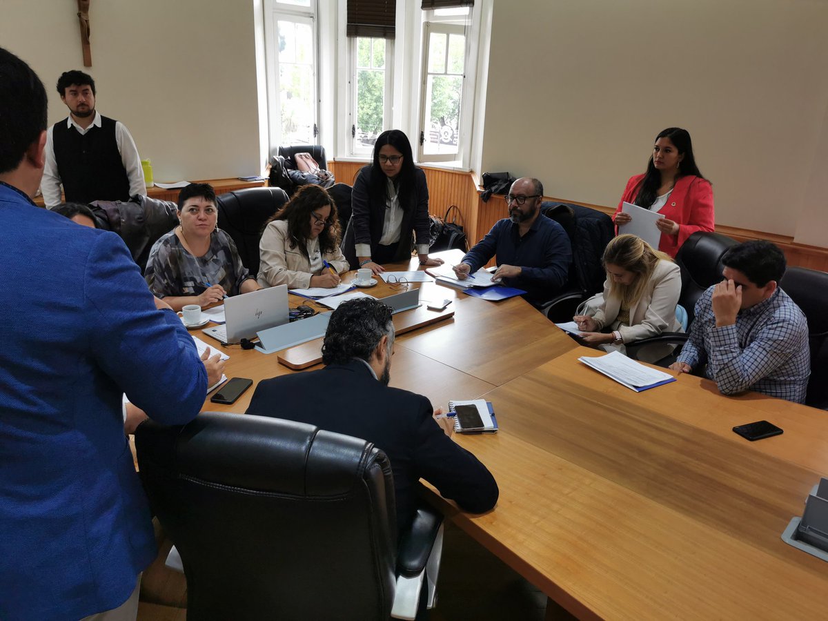 Pensando La Araucanía al 2040. Hoy iniciamos la fase prospectiva de La Estrategia Regional en que abordamos los nodos críticos y definiremos los elementos estratégicos junto a actores regionales araucania2040.cl <a href="/araucania2040/">Araucanía2040</a> <a href="/gorearaucania/">Gobierno de La Araucanía</a> <a href="/UC_Temuco/">UC Temuco</a> <a href="/LPT_UCT/">LPT UCTemuco</a> <a href="/IDERUFRO/">IDER - UFRO</a>