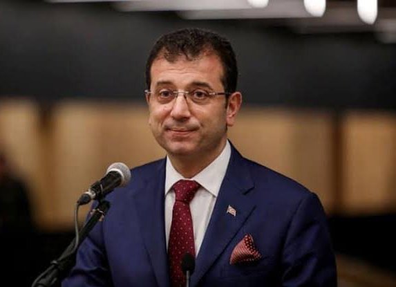 Ekrem İmamoğlu Türk siyasi tarihinin en başarısız ve liyakatsiz belediye başkanıdır!