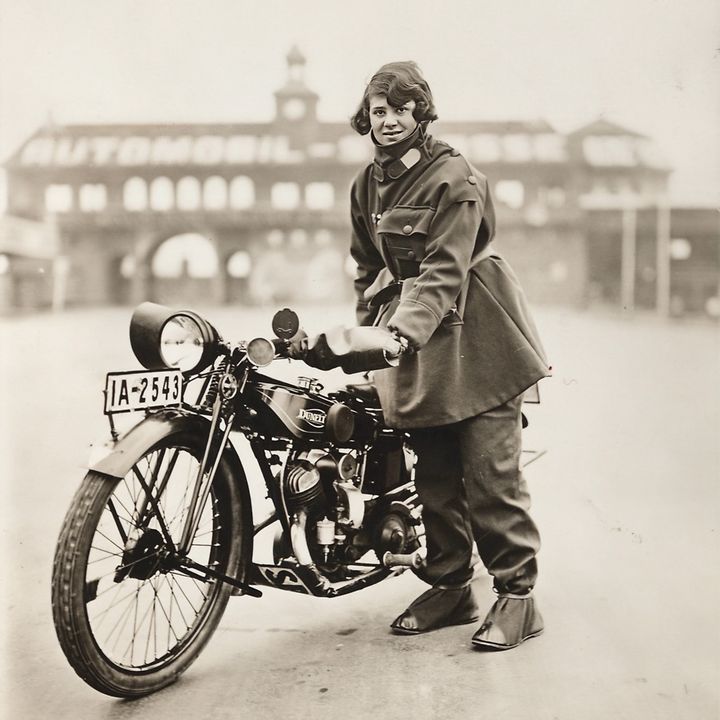 #DYK in 1926, the fearless Susanne Koerner embarked a 2,000-kilometer six day journey of relentless riding through storms and crumbling roads, all while sporting Continental #tires and rubber weatherproof clothing. 

#TBT #WomenInHistory