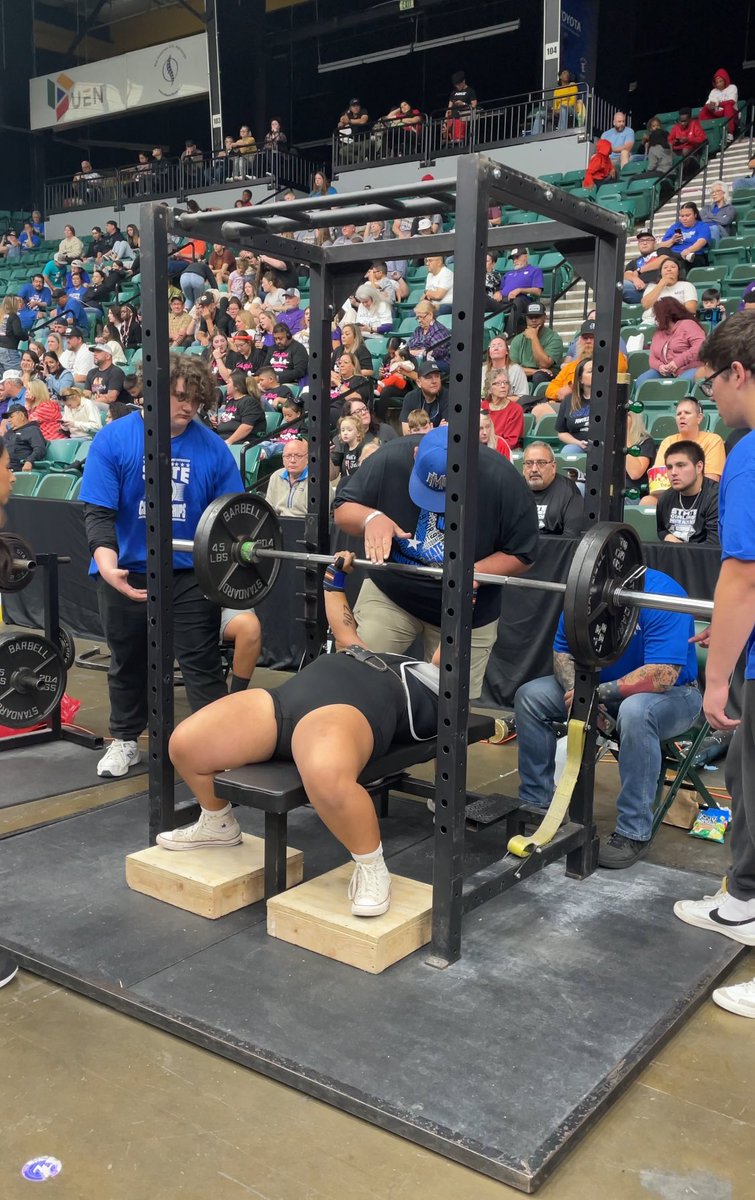 <a href="/NataliaSports/">Natalia Athletics</a> Araeceley Segovia finishes with 195 on bench
