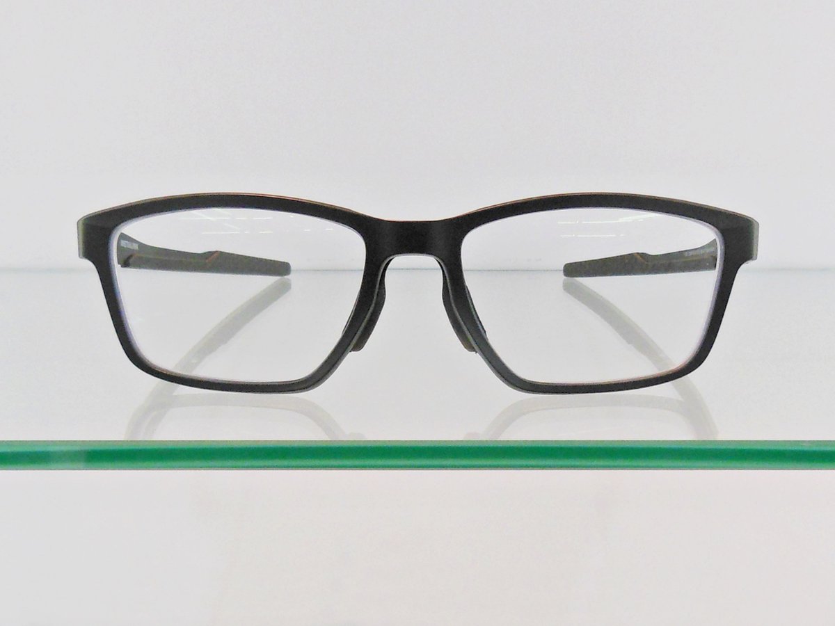 hayashimegane's tweet photo. 【ステキな出会いNo.2070（OAKLEY）】 
#オークリー #メガネ #眼鏡 #メタリンク #METALINK #オークリー純正度付きレンズ #OTD 
インスタにはご本人様もご出演！
MORE INFO↓
https://t.co/GcP0MZcUHy
2024 SPRING SALE開催中!（3/1～4/30）
#山口県 #防府市 #ハヤシメガネ https://t.co/Q710mvVEgU
