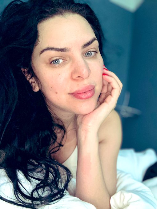 Have a good day ❤️ https://t.co/4WuBHM2AmY