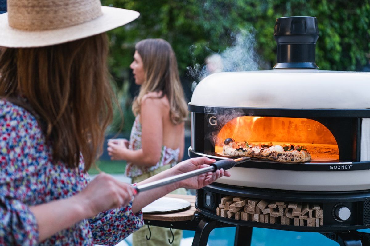 barryappliance's tweet image. Discover the magic of the Gozney Pizza Oven today!
Contact Us For More Information About Gozney Pizza Ovens!
buff.ly/2IibSgv  #GozneyPizzaOven #PizzaPerfection #BackyardCooking 🍕🔥