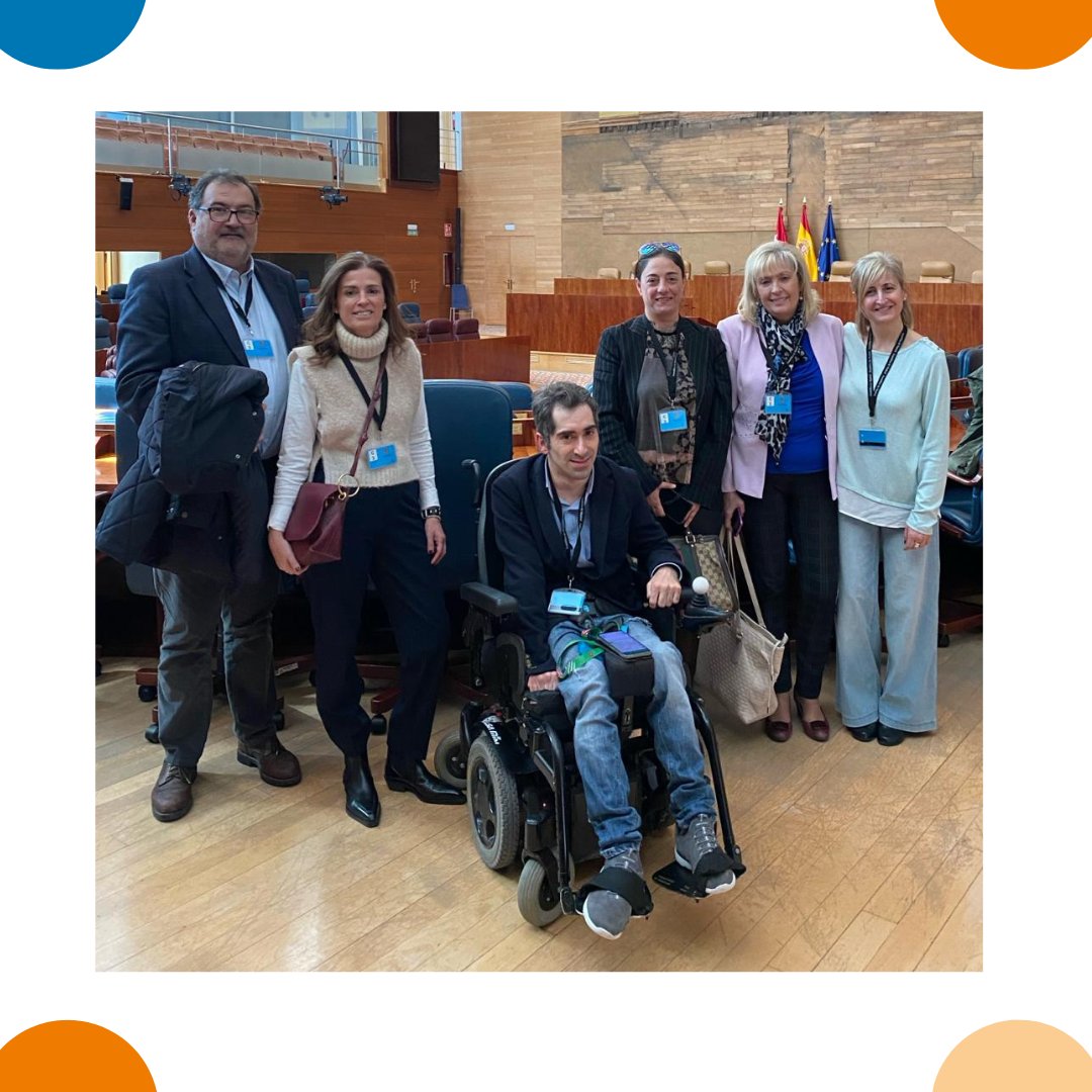ASPACEMadrid's tweet image. 1/3 Los responsables de las entidades de ASPACE Madrid y los trabajadores estuvimos compareciendo en la Comisión de Políticas de Discapacidad de la @asambleamadrid.