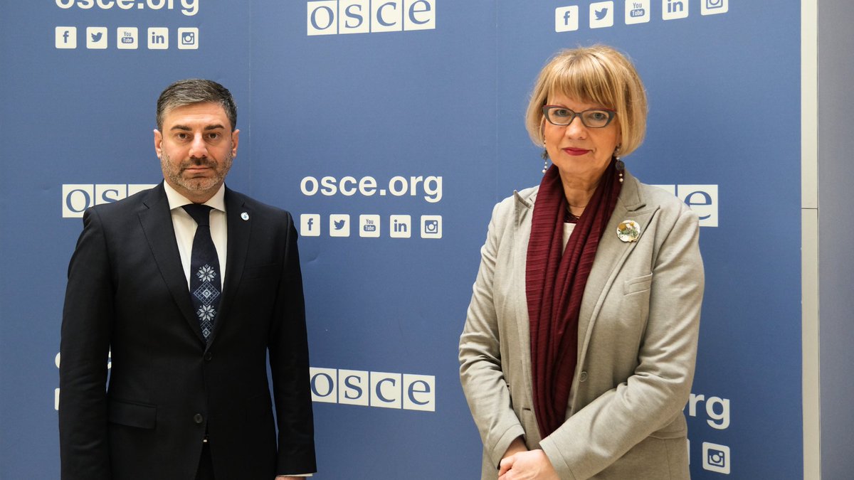 Met again with Ukrainian Parliament Commissioner for Human Rights 🇺🇦 @lubinetzs Discussed the situation of the three @OSCE officials in detention in Luhansk & Donetsk. We will continue to use every channel & opportunity to advocate for their release until they are free
