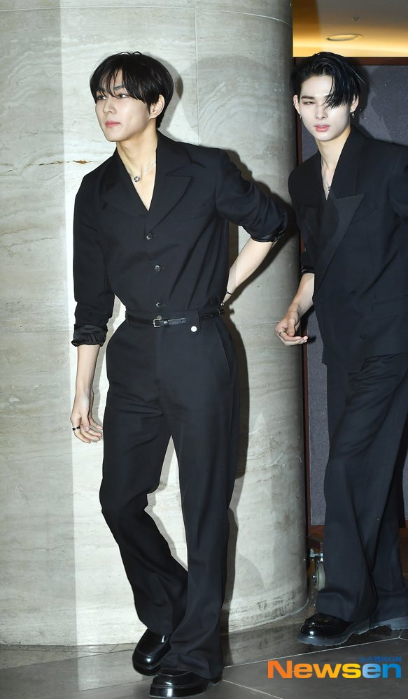 AsiaEnhypen's tweet photo. [BVLGARI EVENT]

JUNGWON and NI-KI — Media Photo 

CHIC DUO WONKI FOR BULGARI
#JUNGWONandNI_KIxBulgari #JUNGWON #NI_KI @ENHYPEN_members @ENHYPEN https://t.co/XedNPzt5PQ